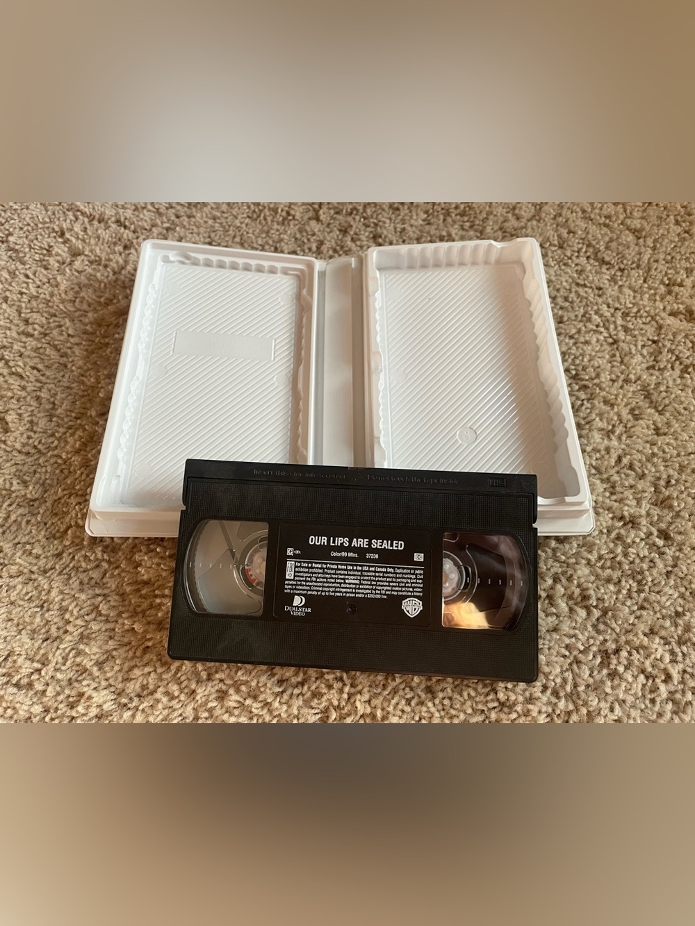 Warner Bros. Our Lips Are Sealed Black VHS Movie Tape